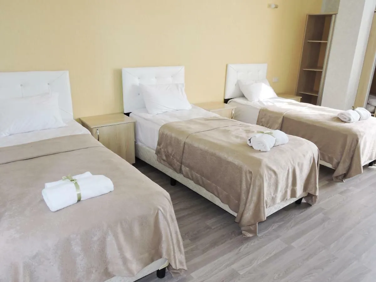 Green Villa Batumi Bed & Breakfast